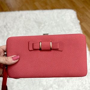 NWOT Coral Wristlet